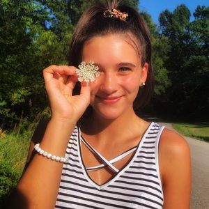 Meet your Posher, Avory